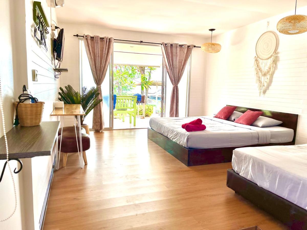 Insook Ko Larn Resort Экстерьер фото