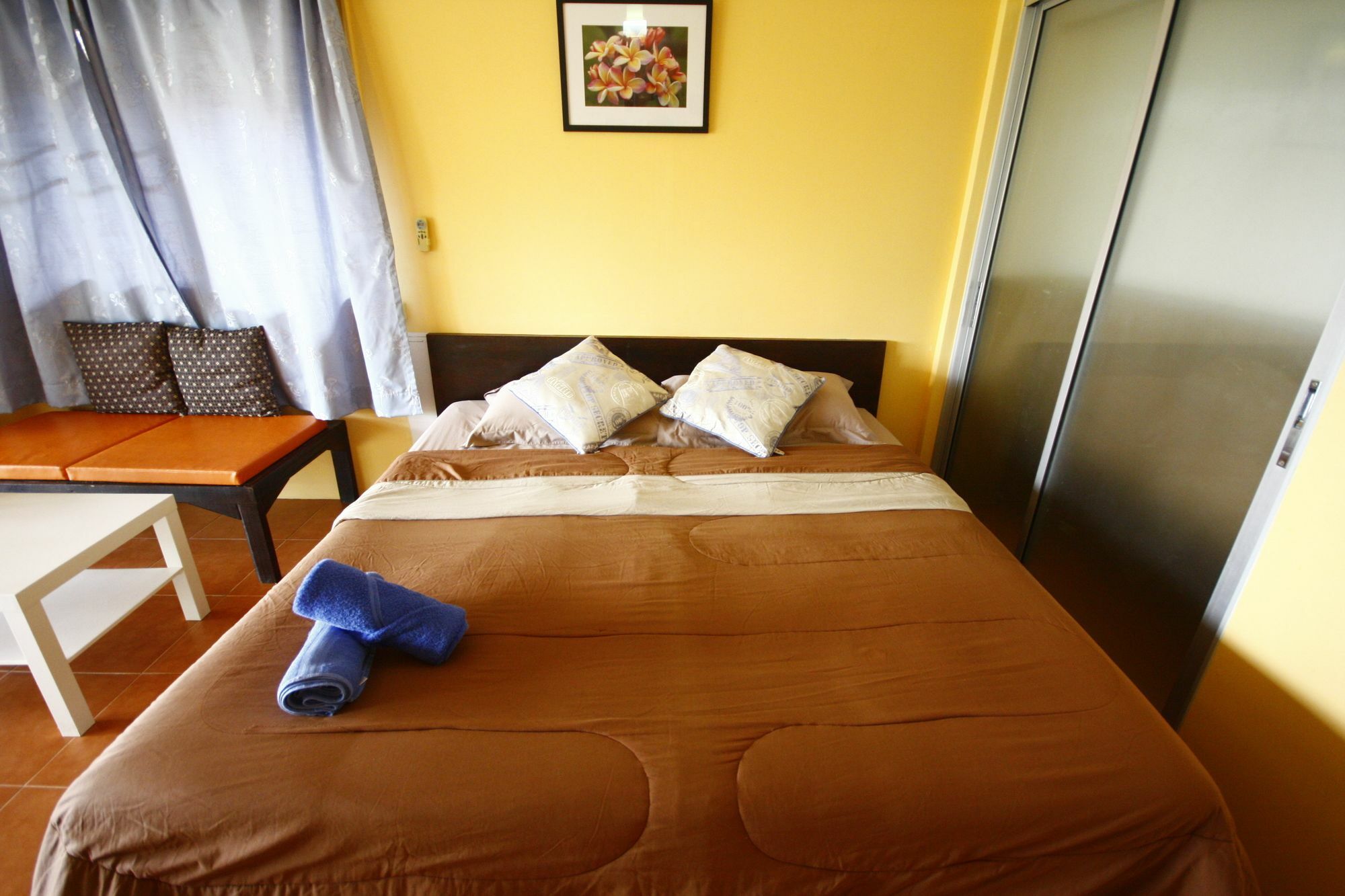 Insook Ko Larn Resort Экстерьер фото